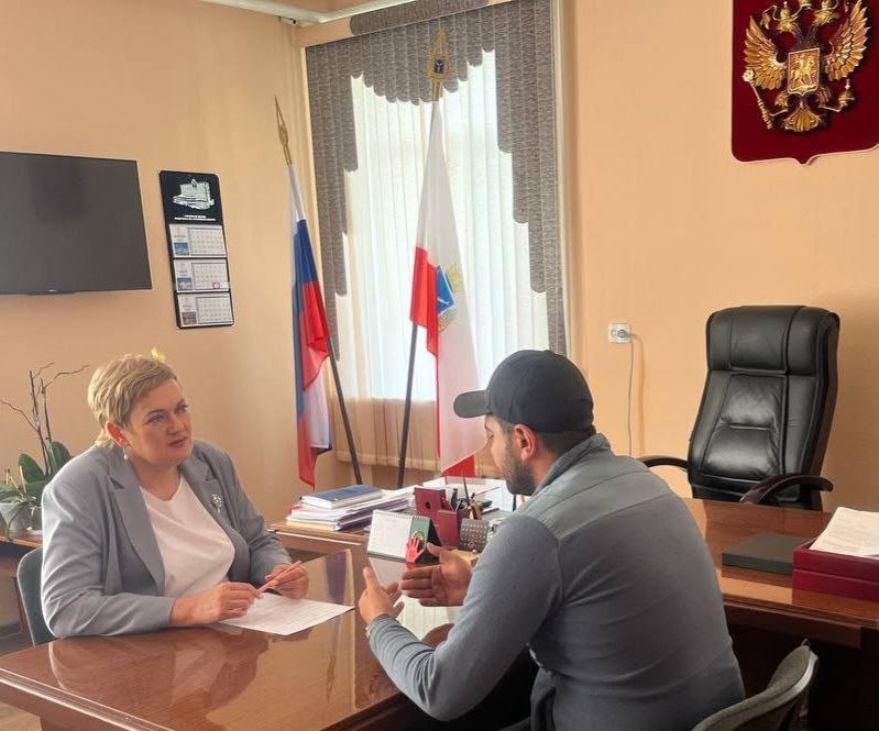 На очередном личном приеме граждан рассмотрела пять обращений.