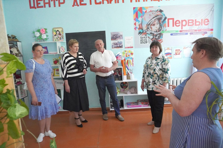 Светлана Байрак посетила объекты социальной сферы с.Ивановка. Светлана Байрак посетила объекты социальной сферы с.Ивановка.
