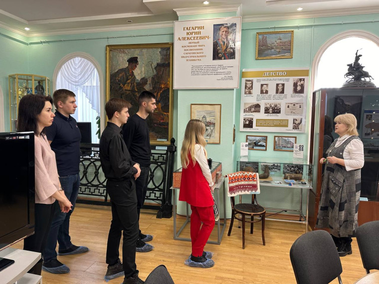 90-летие Юрия Гагарина: росреестровцы узнали, «каким он парнем был…». 90-летие Юрия Гагарина: росреестровцы узнали, «каким он парнем был…».