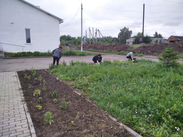 Благоустройство продолжается. Благоустройство продолжается.